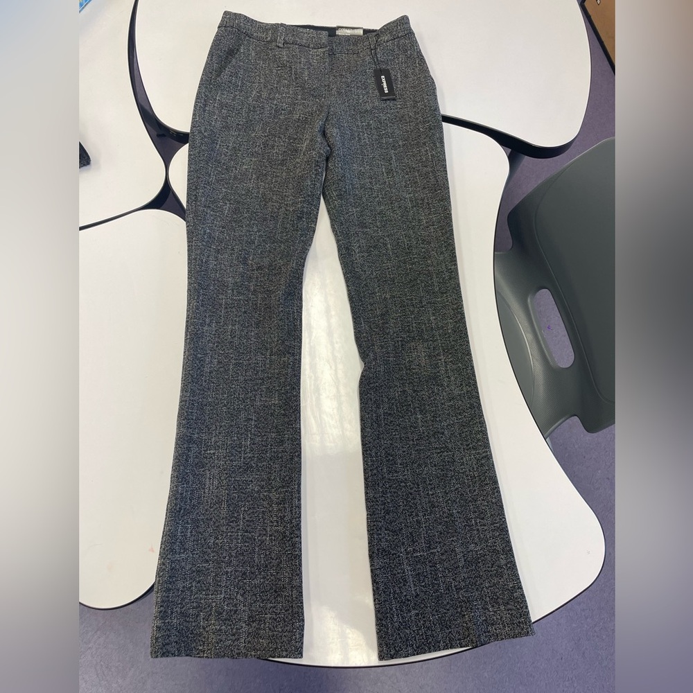 Express barely boot cut columnist pants-NWT